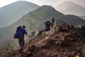 se préparer à une randonnée ou à une course à pied